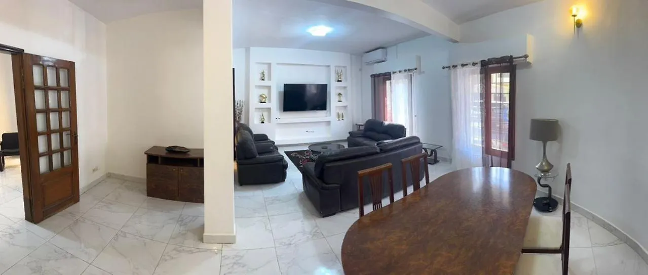 Appartement Cosy A Mermoz Dakar